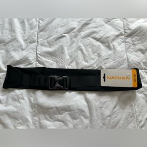 Nathan Adjustable Fit Ziptster 2.0 running belt